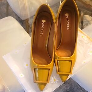 Bigtree trendy stilettos in mustard yellow sz 38